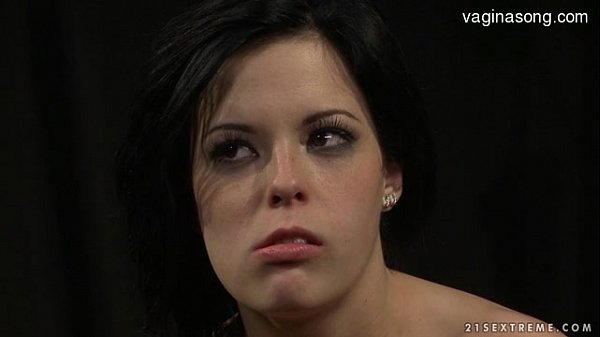 Young girlfriend doggystyle creampie